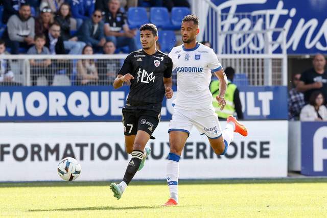 世俱杯死亡之组首秀!数据:巴黎华丽进攻破马竞