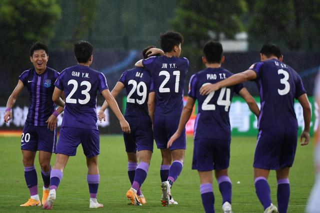 巴萨20轮联赛积39分 近20年来第二差战绩